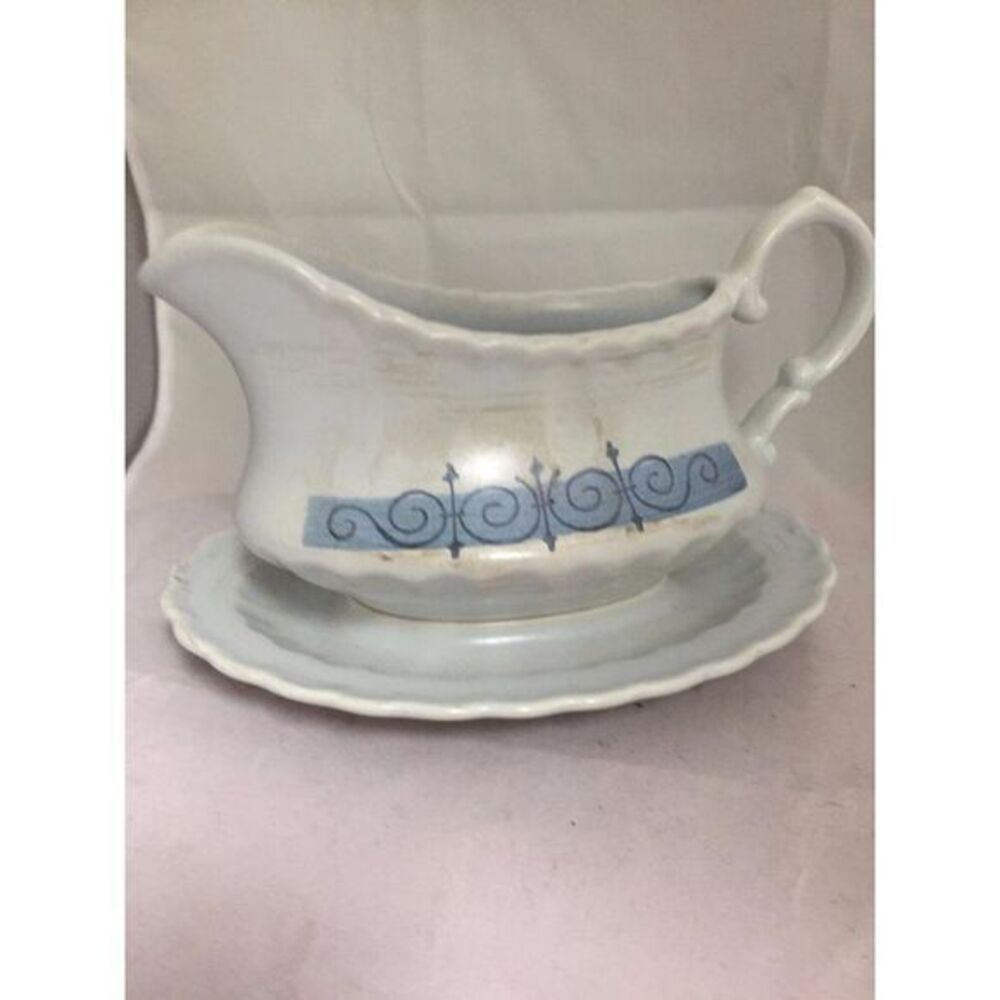 Metlox Poppytrail Vernonware Castile Gravy Boat w/ attached Underplate USA Blue